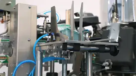 Роторная вакуумная упаковочная машина для пауч-пакетов