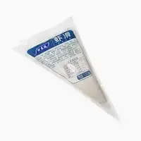 упаковка пасты из креветок в треугольные пакеты